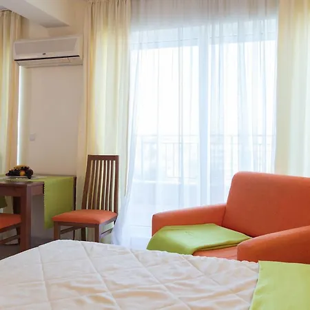 Apartment Studio Near ❤cacao Beach❤kitchen❤wifi❤bn❤ Sunny Beach